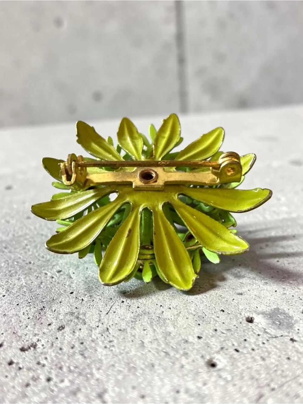 Vintage 1960s Green Enamel Floral Brooch Pin Mid Century Flower Bouquet 1.25”